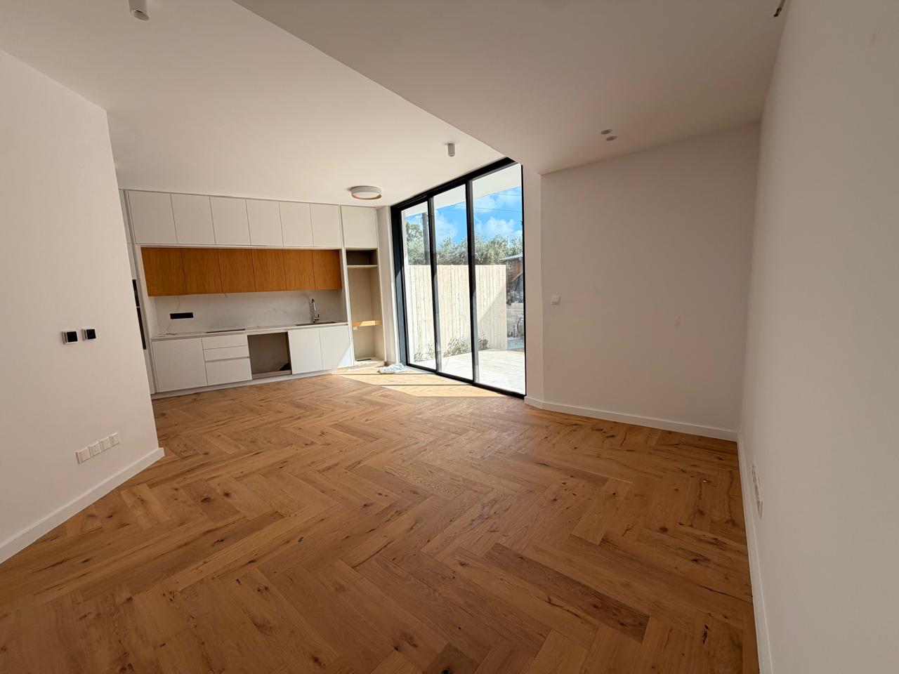 New 2-Bedroom Ground Floor Apartment in Paphos Near Mall