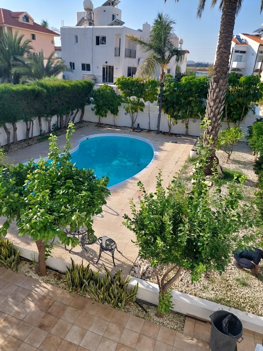5 Bedrooms Villa in Oroklini Tourist Area, Larnaca