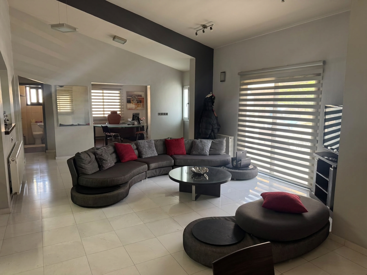 Unique Luxury Living in the Heart of Paphos, Villa with Private Pool — for rent in Universal, Paphos, Cyprus