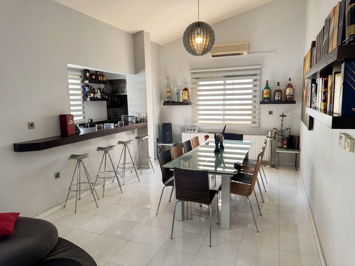 3 Bedroom Large Luxury Villa in the Heart of Paphos, with Private Pool and Garage — 250 m², 1st Floor — for rent in Universal, Paphos, Cyprus