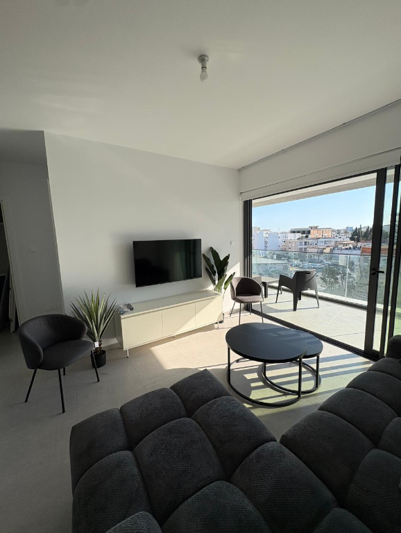 Modern 2 Bedroom Apartment in Skala, Larnaca — for rent in Larnaka - Skala, Larnaca, Cyprus