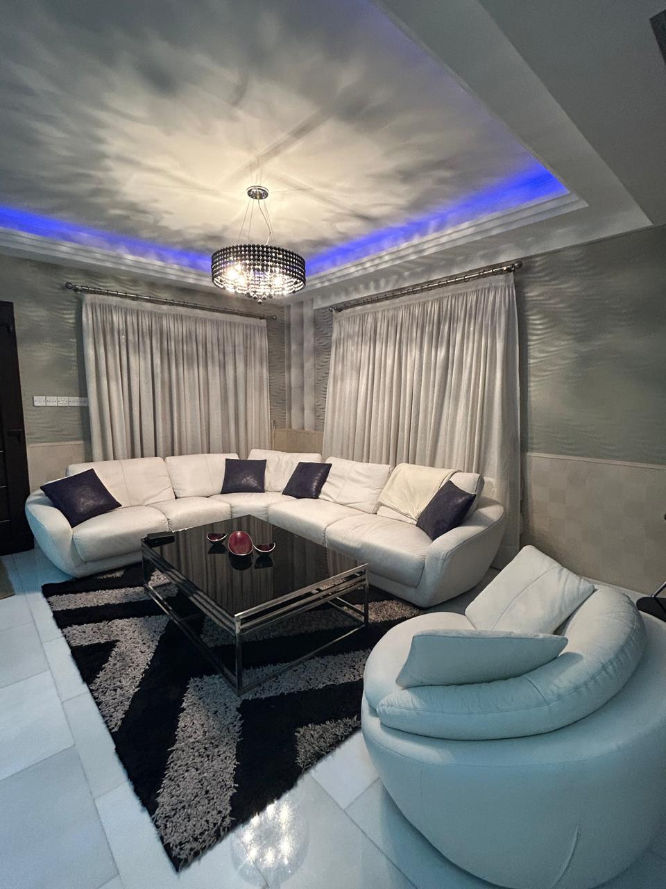 6-Bedroom Villa with Private Pool, Sauna & Jacuzzi in Germasogeia Tourist Area — for rent in Germasogeia Tourist Area, Limassol, Cyprus