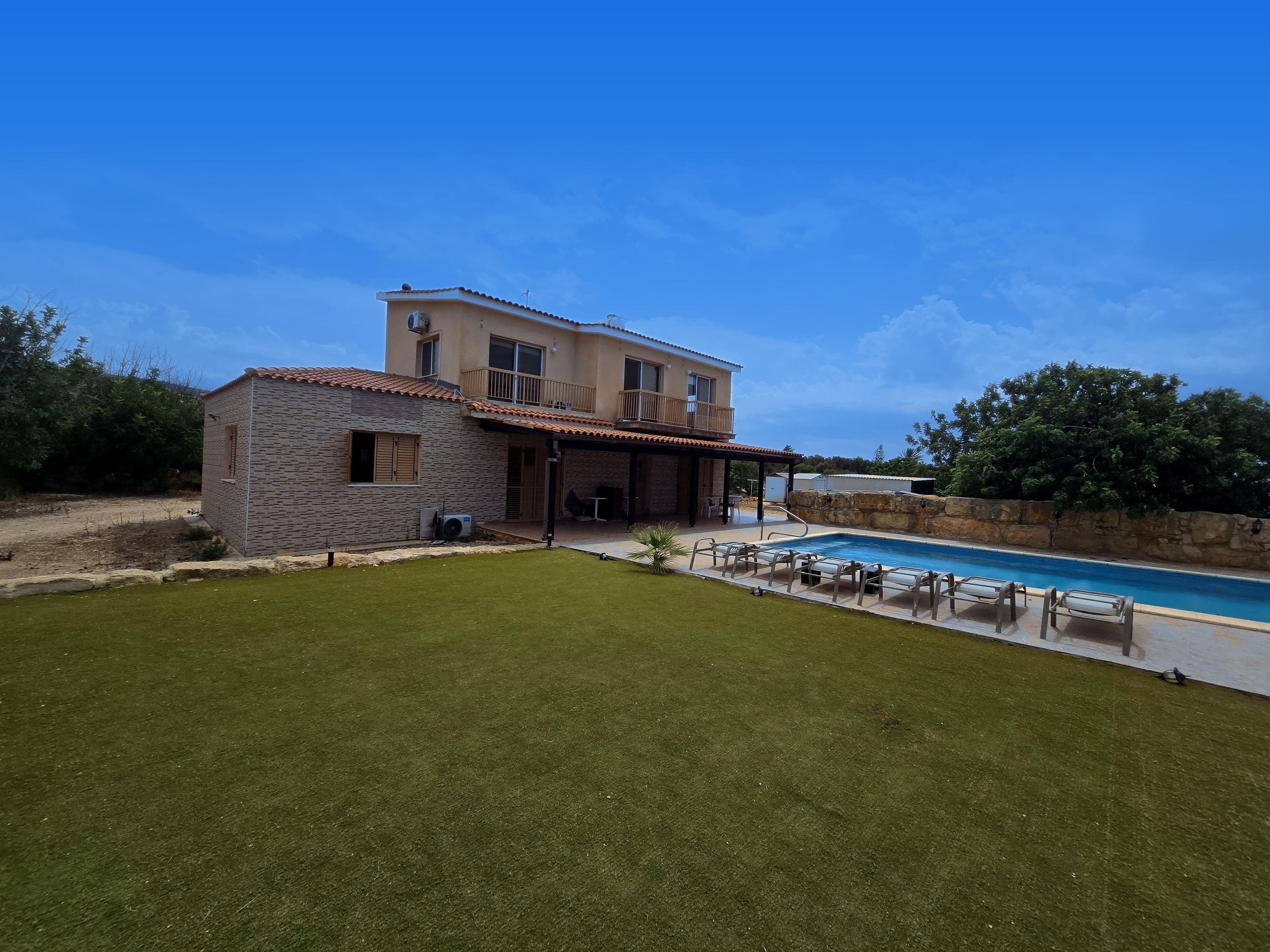 4-Bedroom Villa – Saint George, Pegeia, Paphos — for rent in Pegeia, Paphos, Cyprus
