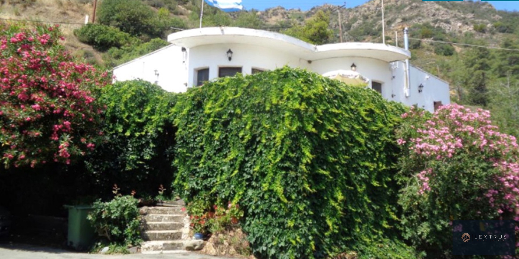 Four-Bedroom House in Odou, Larnaca