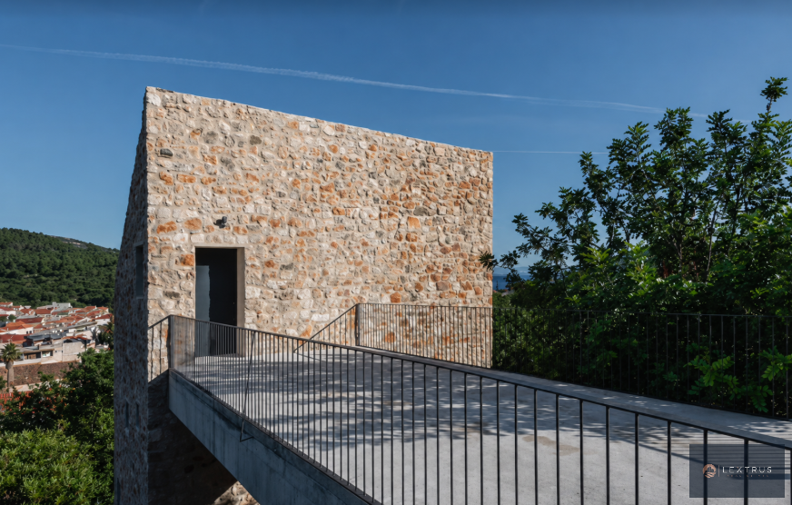 800 sq.m. plot of land in Pedoulas area, in Nicosia district (16955)