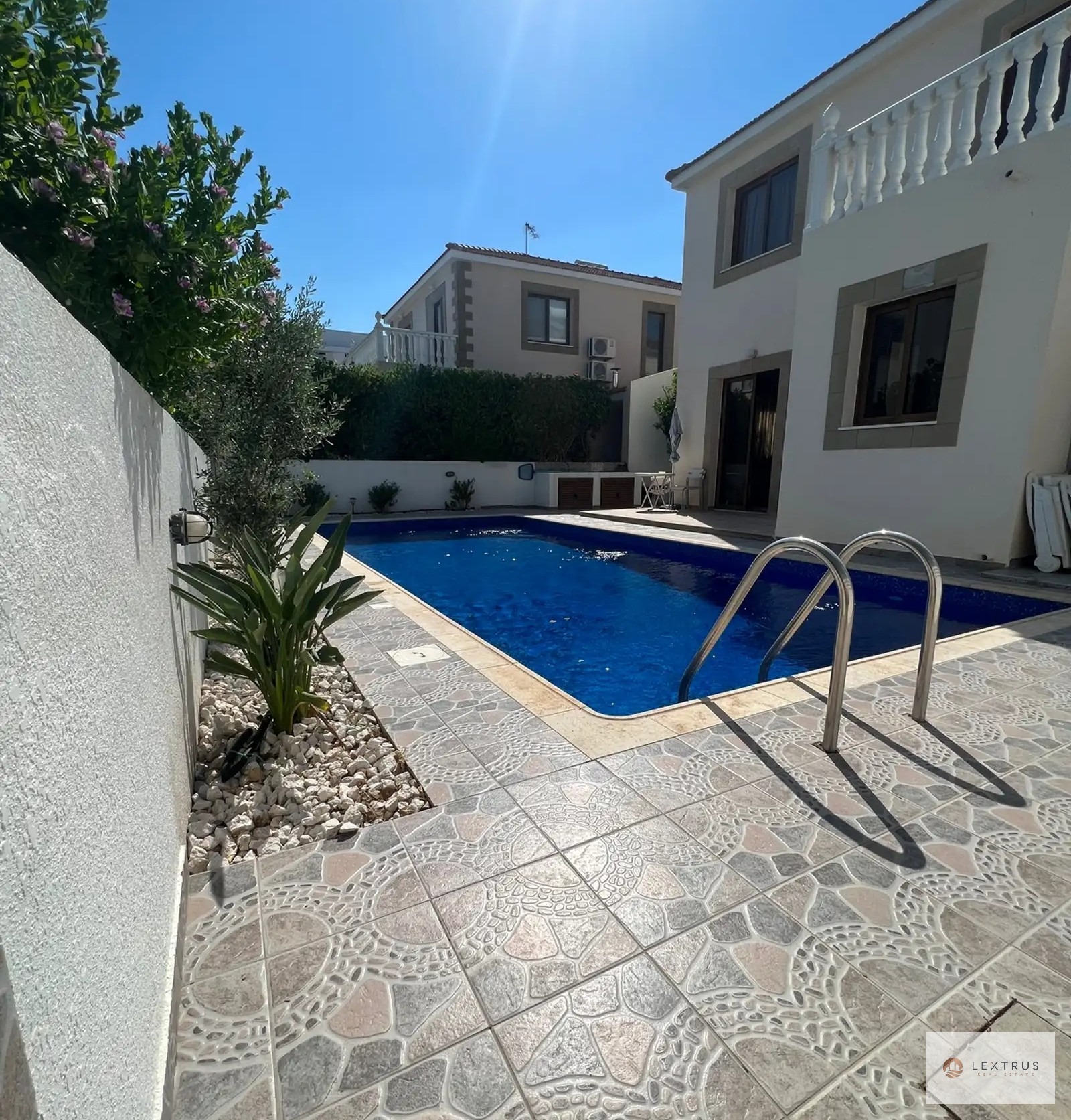 3 Bed House, Furnished with Pool — for rent in Oroklini Tourist Area, Larnaca, Cyprus
