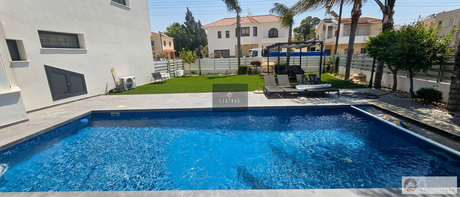 Stunning Fully Renovated 4-Bedroom Luxury Residence with Private Pool in Oroklini