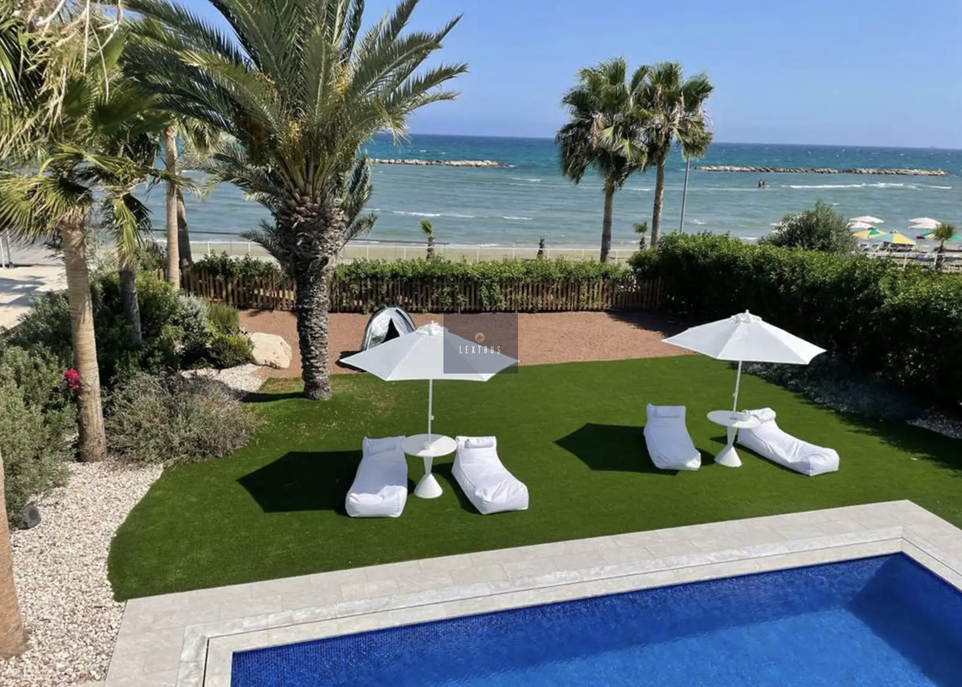 5 Bedrooms Villa in Oroklini Tourist Area, Larnaca